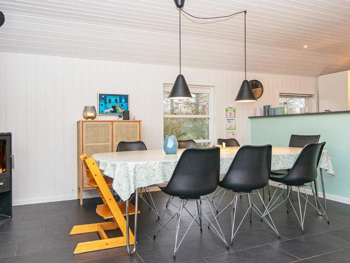Holiday Home Lyngvej IV Fjerbaek Bagian luar foto