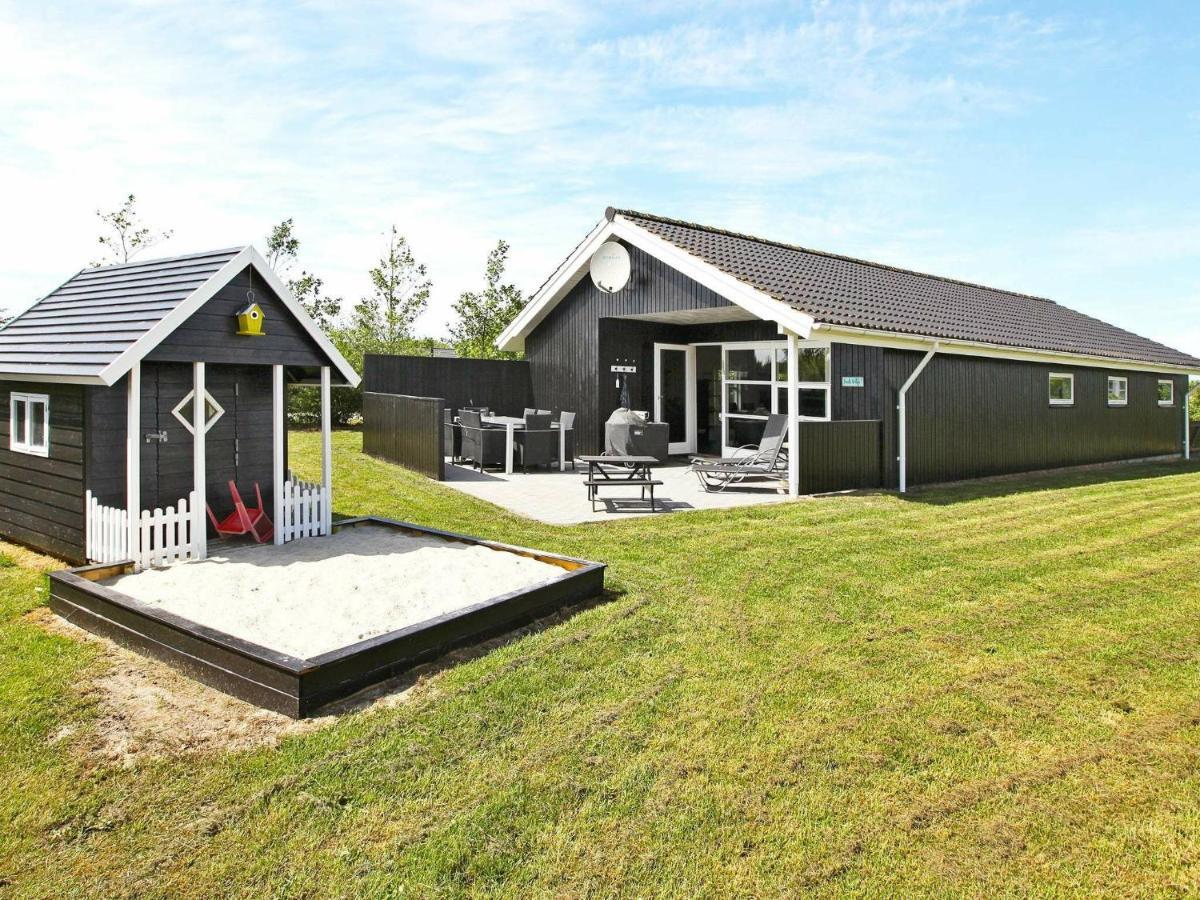 Holiday Home Lyngvej IV Fjerbaek Bagian luar foto